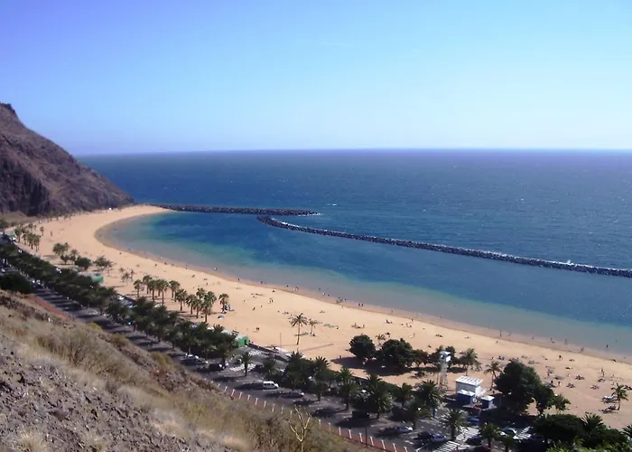 Seaview Apartment Near The Beach